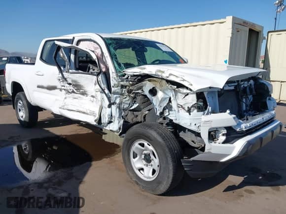 2021 Toyota Tacoma SR5 z VIN 3TMDZ5BN4MM111750, wystawiony jako IAAI lot #41981638 z przebiegiem 26 030 mil mil oraz . Historia ofert i sprzedaży dostępna na DreamBid. Obrazek 6.