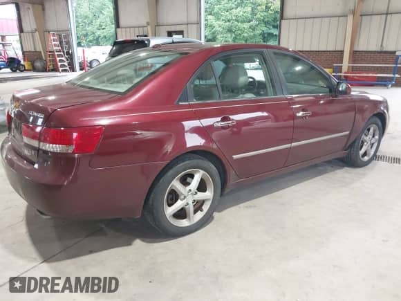 2008 Hyundai Sonata SE с VIN 5NPEU46F38H364943, выставлен на аукционе IAAI как лот 42985141 с пробегом 196 396 миль миль и . История ставок и продаж доступна на DreamBid. Изображение 4.