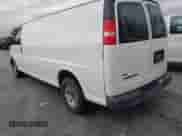 2011 Chevrolet Express Cargo z VIN 1GCWGGBA5B1187348, wystawiony jako IAAI lot #41684458 z przebiegiem 456 926 mil mil oraz . Historia ofert i sprzedaży dostępna na DreamBid. Obrazek 3.