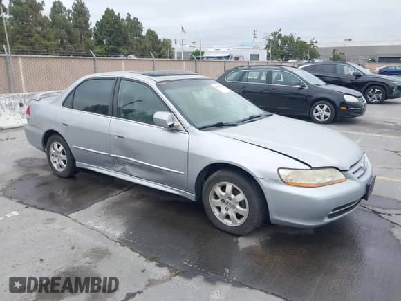 2001 Honda Accord EX with VIN JHMCG66831C023781, listed as a IAAI auction lot 42832075 with 183,981 mi miles and . Bid and sale history available at DreamBid. Image 6.