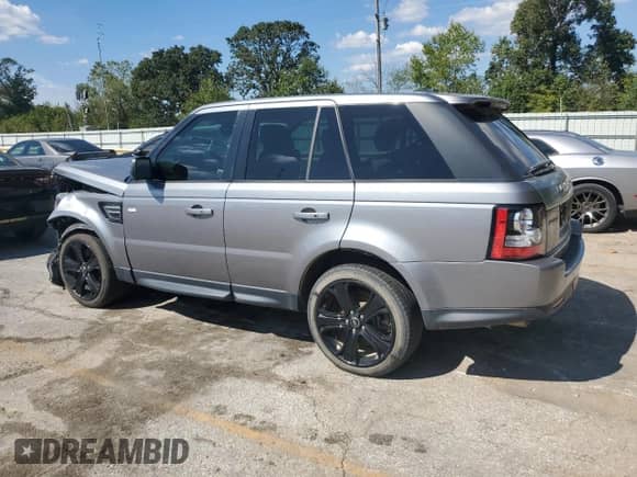 2013 Land Rover Range Rover Sport HSE Lux z VIN SALSK2D45DA795633, wystawiony jako Copart lot #81856955 z przebiegiem 82 011 mil mil oraz Szkoda całkowita • Salvage title. Historia ofert i sprzedaży dostępna na DreamBid. Obrazek 2.