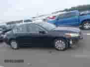 2012 Honda Accord LX z VIN 1HGCP2F35CA031265, wystawiony jako IAAI lot #43319636 z przebiegiem 202 288 mil mil oraz . Historia ofert i sprzedaży dostępna na DreamBid. Obrazek 14.