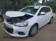 2017 Chevrolet Sonic LT с VIN 1G1JG6SH0H4171530, выставлен на аукционе IAAI как лот 43008293 с пробегом 115 634 миль миль и . История ставок и продаж доступна на DreamBid. Изображение 6.