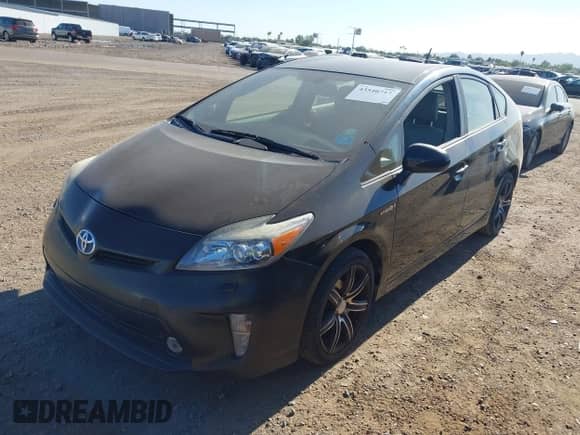 2012 Toyota Prius One with VIN JTDKN3DU1C5526542, listed as a IAAI auction lot 43540717 with 197,676 mi miles and . Bid and sale history available at DreamBid. Image 2.