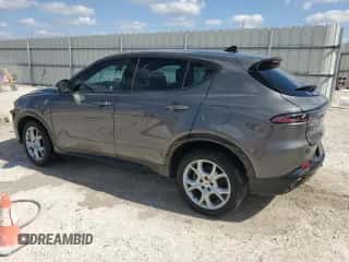 2024 Dodge Hornet R/T z VIN ZACPDFCW4R3A27223, wystawiony jako Copart lot #44213335 z przebiegiem 25 685 mil mil oraz Nie do naprawy • Non repairable. Historia ofert i sprzedaży dostępna na DreamBid. Obrazek 2.