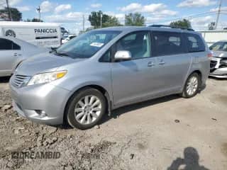 2014 Toyota Sienna XLE с VIN 5TDYK3DC2ES423217, выставлен на аукционе Copart как лот 71523665 с пробегом 164 940 миль миль и Списание • Salvage title. История ставок и продаж доступна на DreamBid. Изображение 1.