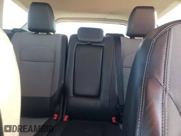 2017 Ford Escape Titanium с VIN 1FMCU0JD6HUC31343, выставлен на аукционе Copart как лот 82177015 с пробегом 173 075 миль миль и Чистый • Clean title. История ставок и продаж доступна на DreamBid. Изображение 10.