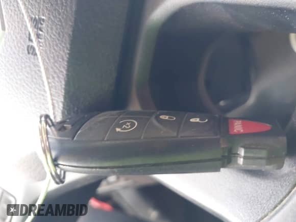 2014 Ram 1500 Big Horn z VIN 1C6RR7LT1ES158734, wystawiony jako IAAI lot #42632086 z przebiegiem 128 637 mil mil oraz . Historia ofert i sprzedaży dostępna na DreamBid. Obrazek 11.