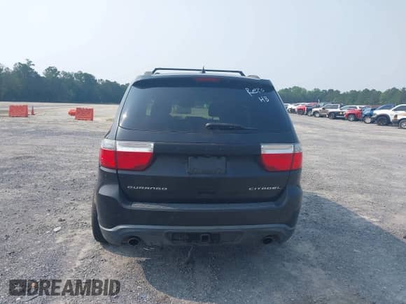 2011 Dodge Durango Citadel with VIN 1D4SD5GT8BC592844, listed as a IAAI auction lot 42361101 with 166,775 mi miles and . Bid and sale history available at DreamBid. Image 16.