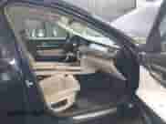 2012 BMW 7 Series 750i xDrive z VIN WBAKC6C58CC397015, wystawiony jako IAAI lot #41283796 z przebiegiem 100 544 mil mil oraz . Historia ofert i sprzedaży dostępna na DreamBid. Obrazek 5.