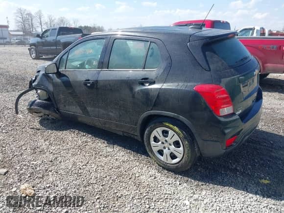 2018 Chevrolet Trax LS z VIN 3GNCJKSB2JL255488, wystawiony jako IAAI lot #41760352 z przebiegiem 98 968 mil mil oraz . Historia ofert i sprzedaży dostępna na DreamBid. Obrazek 3.
