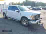 2022 Ford F-150 XL z VIN 1FTEW1C56NKE40141, wystawiony jako IAAI lot #42970991 z przebiegiem 54 580 mil mil oraz . Historia ofert i sprzedaży dostępna na DreamBid. Obrazek 1.