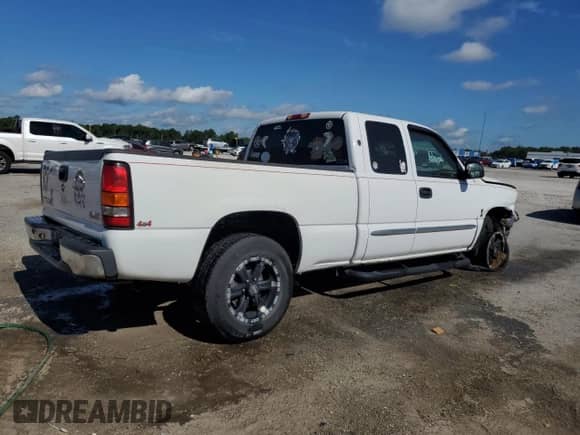 2006 GMC Sierra 1500 SLE1 z VIN 1GTEK19B86Z287599, wystawiony jako Copart lot #65679115 z przebiegiem 268 037 mil mil oraz Szkoda całkowita • Salvage title. Historia ofert i sprzedaży dostępna na DreamBid. Obrazek 3.
