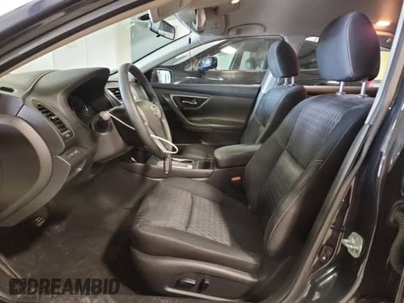 2016 Nissan Altima SR with VIN 1N4AL3AP3GC250128, listed as a Copart auction lot 81380935 with 174,918 mi miles and Salvage title. Bid and sale history available at DreamBid. Image 7.