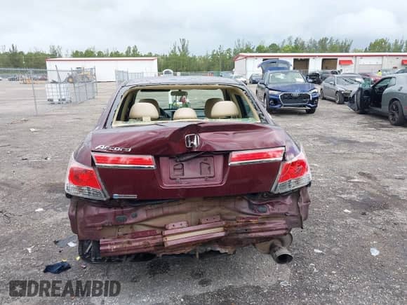2012 Honda Accord LX Premium с VIN 1HGCP2F46CA232164, выставлен на аукционе IAAI как лот 43172188 с пробегом 148 415 миль миль и . История ставок и продаж доступна на DreamBid. Изображение 20.