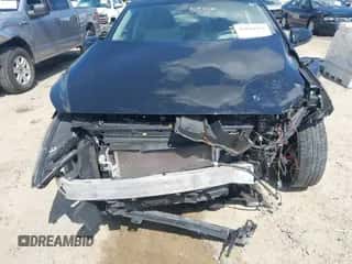 2019 Hyundai Ioniq Blue with VIN KMHC65LC8KU117413, listed as a IAAI auction lot 42829293 with 143,010 mi miles and . Bid and sale history available at DreamBid. Image 6.