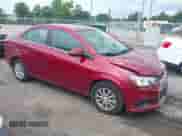 2018 Chevrolet Sonic LT с VIN 1G1JD5SHXJ4109061, выставлен на аукционе IAAI как лот 42780841 с пробегом 75 753 миль миль и . История ставок и продаж доступна на DreamBid. Изображение 1.
