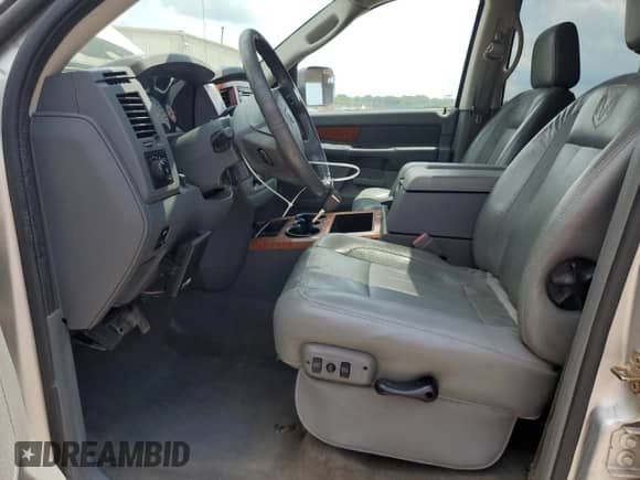 2006 Dodge RAM with VIN 3D3LX38C26G267273, listed as a Copart auction lot 57821795 with 161,967 mi miles and Salvage title. Bid and sale history available at DreamBid. Image 7.