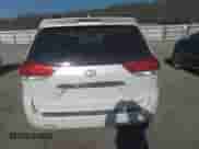 2014 Toyota Sienna XLE с VIN 5TDYK3DC3ES491381, выставлен на аукционе IAAI как лот 41803362 с пробегом 253 940 миль миль и . История ставок и продаж доступна на DreamBid. Изображение 16.