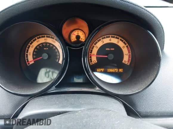 2009 Saturn Sky Red Line with VIN 1G8MT35X09Y105064, listed as a IAAI auction lot 42197028 with 106,673 mi miles and . Bid and sale history available at DreamBid. Image 7.
