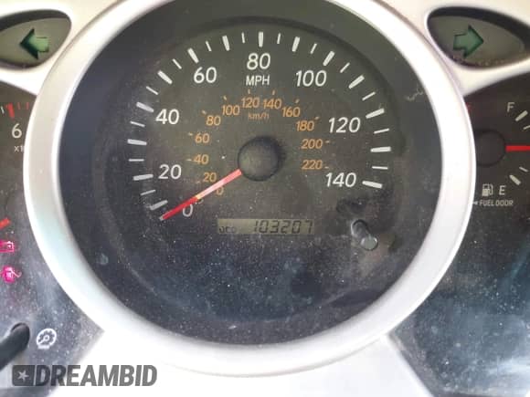 2005 Toyota Highlander с VIN JTEDP21A850084488, выставлен на аукционе IAAI как лот 42911855 с пробегом 103 207 миль миль и . История ставок и продаж доступна на DreamBid. Изображение 7.