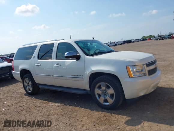 2010 Chevrolet Suburban LTZ с VIN 1GNUKKE36AR276973, выставлен на аукционе IAAI как лот 43045284 с пробегом 195 027 миль миль и . История ставок и продаж доступна на DreamBid. Изображение 13.
