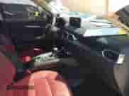 2024 Mazda CX-5 S Preferred z VIN JM3KFBCL6R0450877, wystawiony jako IAAI lot #43209438 z przebiegiem 28 373 mil mil oraz . Historia ofert i sprzedaży dostępna na DreamBid. Obrazek 5.