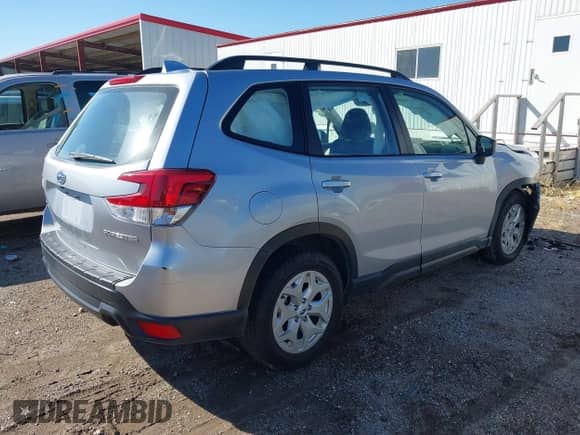 2019 Subaru Forester with VIN JF2SKACC8KH460964, listed as a IAAI auction lot 43397106 with 73,060 mi miles and . Bid and sale history available at DreamBid. Image 4.