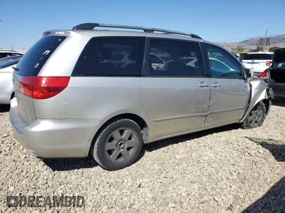 2004 Toyota Sienna XLE z VIN 5TDZA22C54S115784, wystawiony jako Copart lot #82240335 z przebiegiem 277 943 mil mil oraz Szkoda całkowita • Salvage title. Historia ofert i sprzedaży dostępna na DreamBid. Obrazek 3.