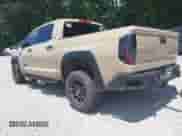 2017 Toyota Tundra SR5 z VIN 5TFEW5F16HX227892, wystawiony jako IAAI lot #42722548 z przebiegiem 172 863 mil mil oraz . Historia ofert i sprzedaży dostępna na DreamBid. Obrazek 3.