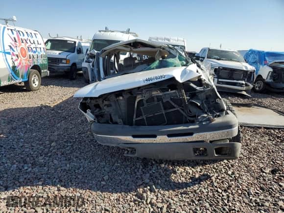 2004 Chevrolet Silverado 2500 LT с VIN 1GCGC23U44F240350, выставлен на аукционе Copart как лот 48078595 с пробегом Не указан миль и Списание • Salvage title. История ставок и продаж доступна на DreamBid. Изображение 5.