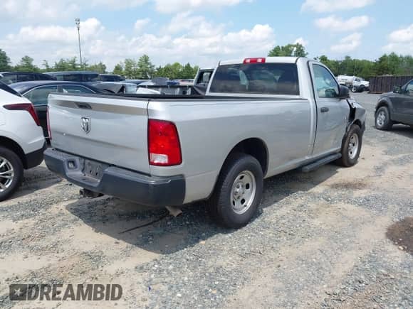 2018 Ram 1500 Tradesman с VIN 3C6JR6DG8JG129127, выставлен на аукционе IAAI как лот 42540299 с пробегом 117 414 миль миль и . История ставок и продаж доступна на DreamBid. Изображение 4.