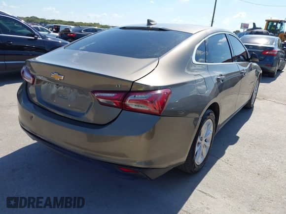 2020 Chevrolet Malibu LT with VIN 1G1ZD5ST0LF088123, listed as a IAAI auction lot 43332848 with 188,523 mi miles and . Bid and sale history available at DreamBid. Image 4.