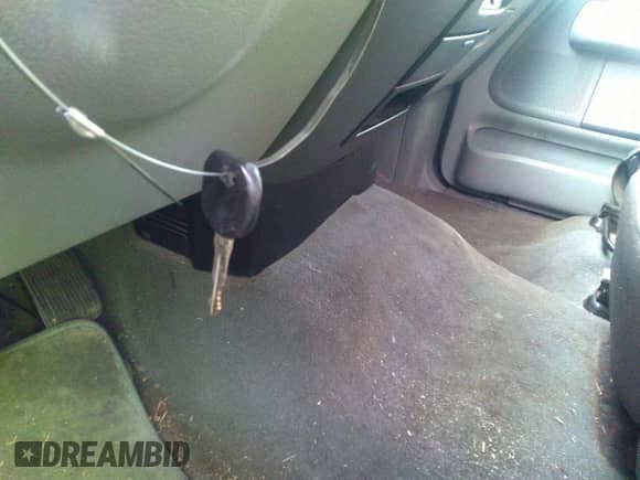 2005 Ford F-150 XLT with VIN 1FTPX145X5FB04425, listed as a IAAI auction lot 30871371 with 338,425 mi miles and . Bid and sale history available at DreamBid. Image 11.