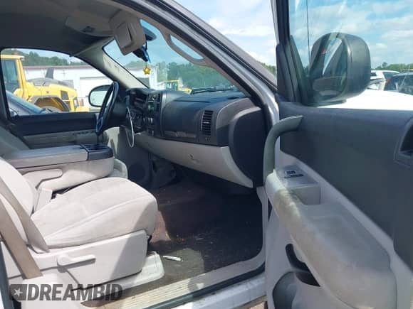 2007 Chevrolet Silverado 1500 Work Truck с VIN 1GCEK19CX7E582012, выставлен на аукционе IAAI как лот 42890901 с пробегом Не указан миль и . История ставок и продаж доступна на DreamBid. Изображение 5.