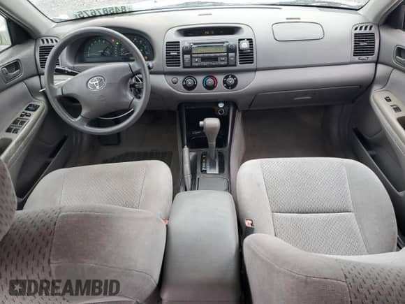 2003 Toyota Camry XLE with VIN 4T1BE32K03U131576, listed as a Copart auction lot 84587675 with 240,100 mi miles and Salvage title. Bid and sale history available at DreamBid. Image 8.