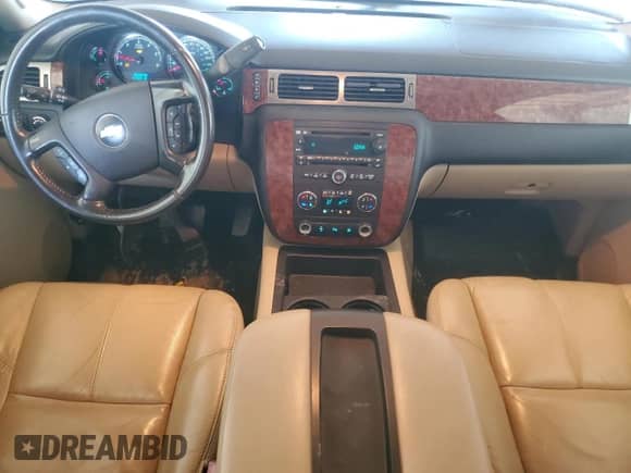 2007 Chevrolet Suburban LT with VIN 1GNFK16367J244100, listed as a Copart auction lot 67736465 with 119,559 mi miles and Salvage title. Bid and sale history available at DreamBid. Image 8.
