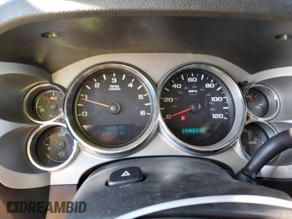 2007 Chevrolet Silverado 1500 1LT z VIN 1GCEK19037Z629203, wystawiony jako Copart lot #90265995 z przebiegiem 206 773 mil mil oraz Czysty tytuł • Clean title. Historia ofert i sprzedaży dostępna na DreamBid. Obrazek 9.