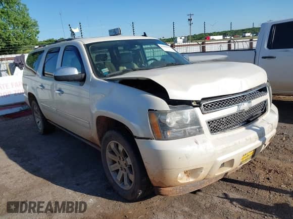2010 Chevrolet Suburban LTZ с VIN 1GNUKKE36AR129309, выставлен на аукционе IAAI как лот 42280315 с пробегом 184 481 миль миль и . История ставок и продаж доступна на DreamBid. Изображение 1.