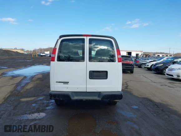 2016 Chevrolet Express Cargo with VIN 1GCWGBFF6G1154276, listed as a IAAI auction lot 41523966 with 70,558 mi miles and . Bid and sale history available at DreamBid. Image 16.