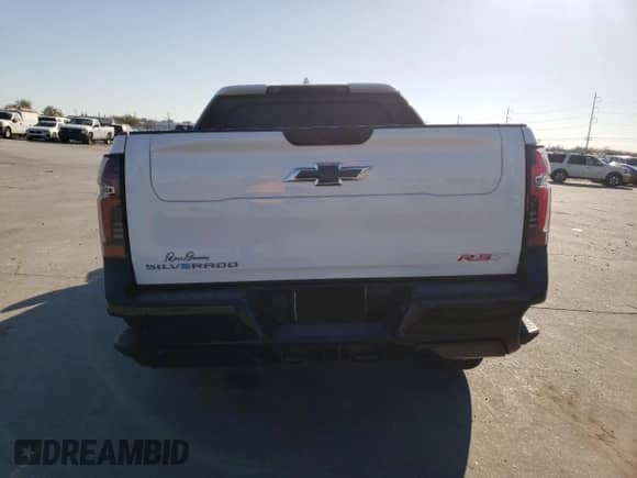 2024 Chevrolet Silverado EV RST с VIN 1GC40ZEL3RU302266, выставлен на аукционе Copart как лот 48977185 с пробегом Не указан миль и Списание • Salvage title. История ставок и продаж доступна на DreamBid. Изображение 6.