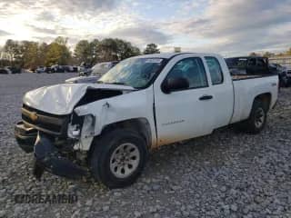 2013 Chevrolet Silverado 1500 Work Truck with VIN 1GCRKPEA2DZ200567, listed as a Copart auction lot 69633134 with 251,173 mi miles and Salvage title. Bid and sale history available at DreamBid. Image 1.