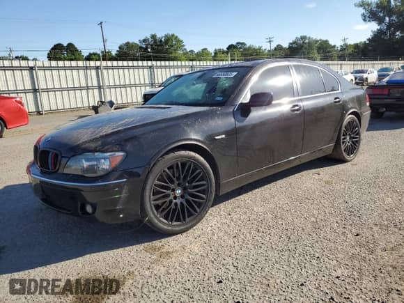 2007 BMW 7 Series 750i z VIN WBAHL83567DT07642, wystawiony jako Copart lot #56550605 z przebiegiem Nie podano mil oraz Szkoda całkowita • Salvage title. Historia ofert i sprzedaży dostępna na DreamBid. Obrazek 1.