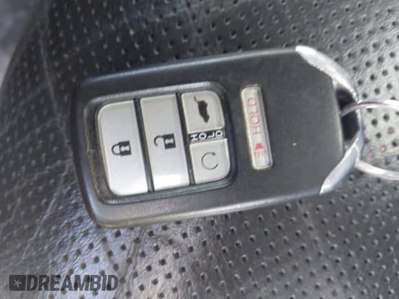 2019 Honda Pilot Elite z VIN 5FNYF6H05KB037171, wystawiony jako IAAI lot #43251488 z przebiegiem 106 990 mil mil oraz . Historia ofert i sprzedaży dostępna na DreamBid. Obrazek 11.