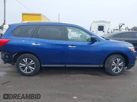 2019 Nissan Pathfinder SV with VIN 5N1DR2MMXKC585246, listed as a IAAI auction lot 42027197 with 124,181 mi miles and . Bid and sale history available at DreamBid. Image 14.
