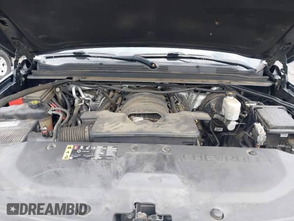 2018 Chevrolet Suburban LT z VIN 1GNSCHKC4JR207503, wystawiony jako IAAI lot #43225538 z przebiegiem 172 917 mil mil oraz . Historia ofert i sprzedaży dostępna na DreamBid. Obrazek 10.