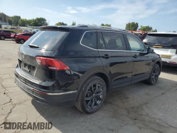 2022 Volkswagen Tiguan SE z VIN 3VV3B7AX4NM092408, wystawiony jako Copart lot #80062245 z przebiegiem 36 502 mil mil oraz Szkoda całkowita • Salvage title. Historia ofert i sprzedaży dostępna na DreamBid. Obrazek 3.