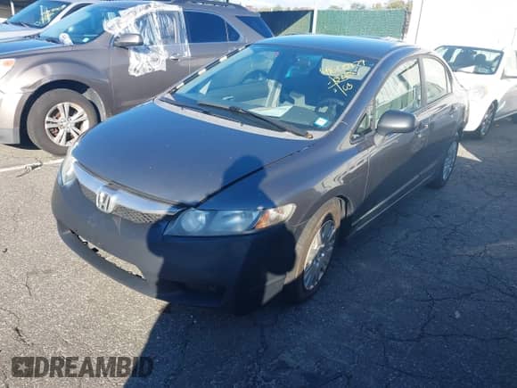 2009 Honda Civic с VIN 1HGFA15369L011792, выставлен на аукционе IAAI как лот 43600979 с пробегом 233 854 миль миль и . История ставок и продаж доступна на DreamBid. Изображение 2.