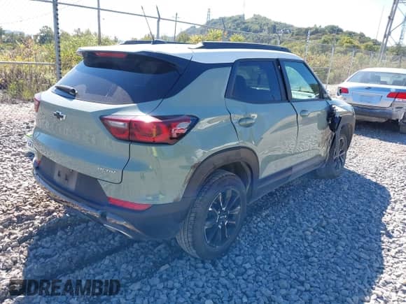 2024 Chevrolet TrailBlazer ACTIV z VIN KL79MSSL6RB056229, wystawiony jako IAAI lot #43349587 z przebiegiem 32 657 mil mil oraz . Historia ofert i sprzedaży dostępna na DreamBid. Obrazek 4.