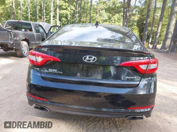 2016 Hyundai Sonata Limited с VIN 5NPE34AF9GH284703, выставлен на аукционе IAAI как лот 43137675 с пробегом 181 905 миль миль и . История ставок и продаж доступна на DreamBid. Изображение 16.